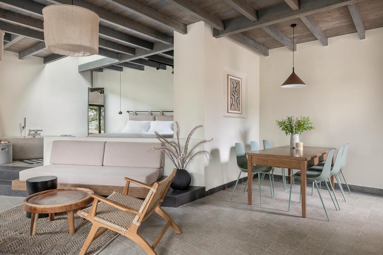 Velanis Ηouse, Style Into Nature - Secluded Kíssamos Exteriör bild