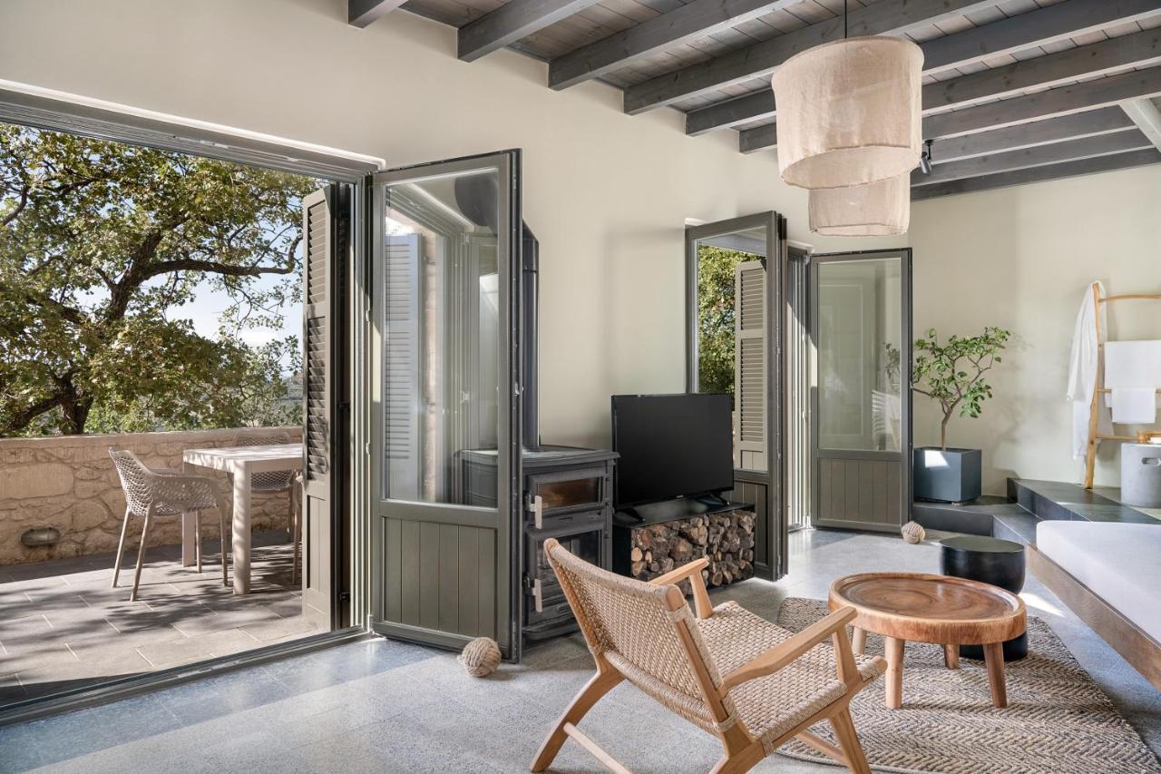 Velanis Ηouse, Style Into Nature - Secluded Kíssamos Exteriör bild